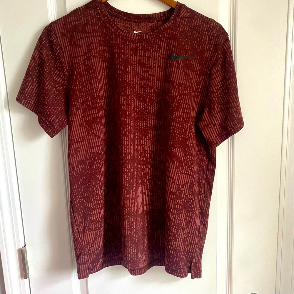 Men’s Nike Athletic Shirt